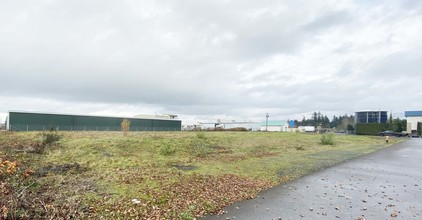 Sky Ln, Aurora, OR for rent Building Photo- Image 1 of 3