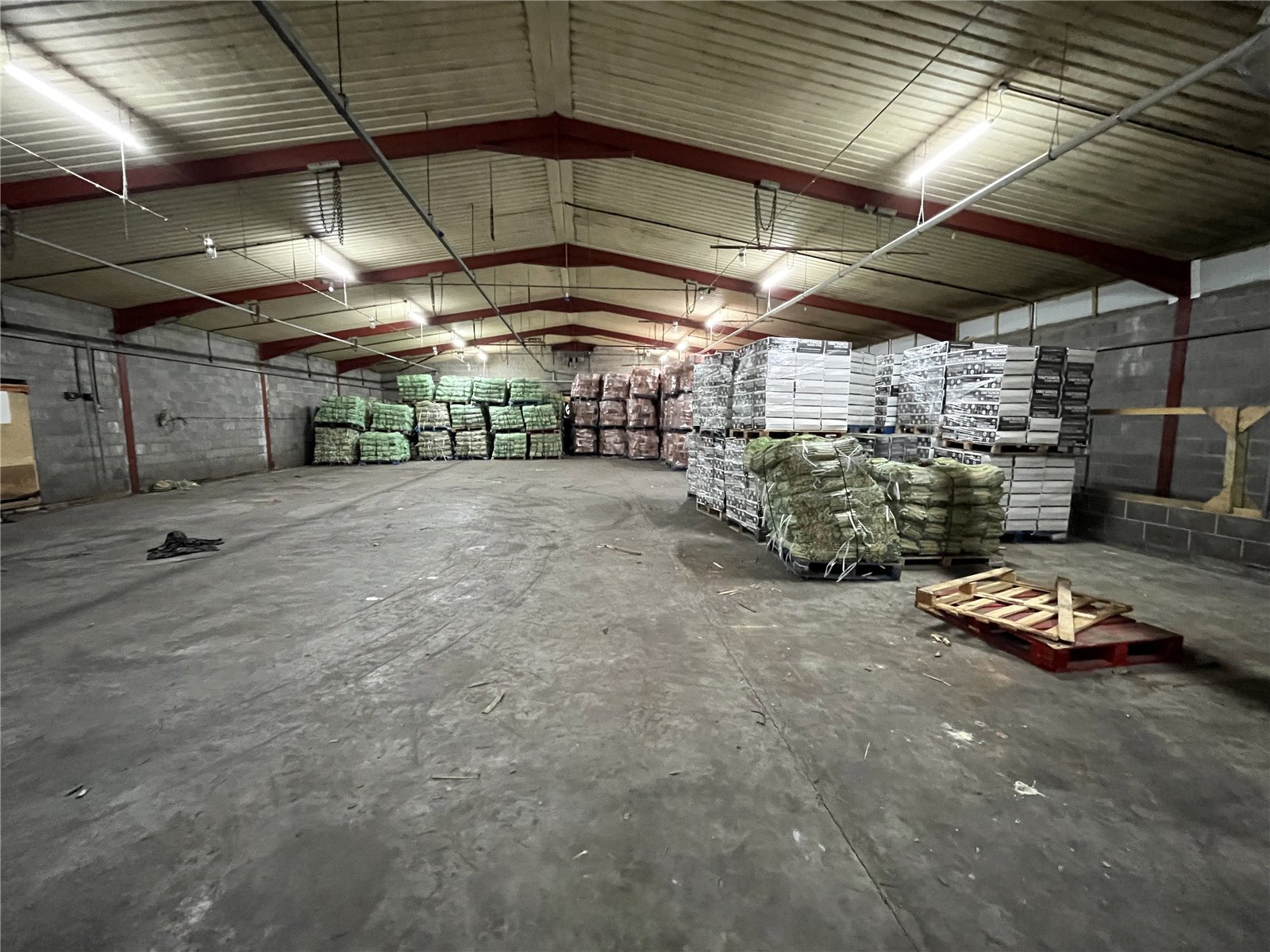 Wyeside Clifford, Hereford to rent Interior Photo- Image 1 of 5