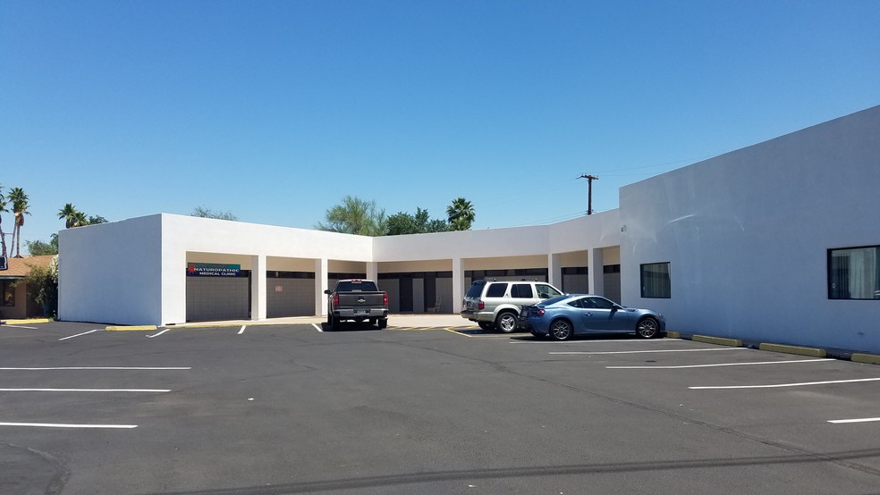 550 W Indian School Rd, Phoenix, AZ for rent - Building Photo - Image 3 of 3