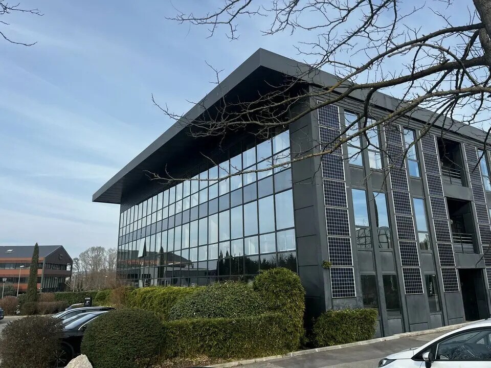 85 Rue Pierre Duhem, Aix-en-Provence to rent Building Photo- Image 1 of 13