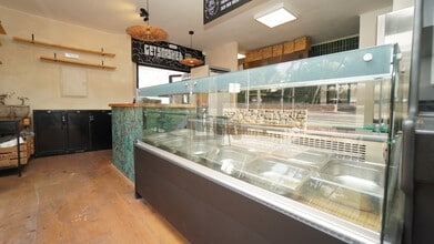 Retail in Santa Eulària des Riu, Islas Baleares to rent Interior Photo- Image 2 of 6