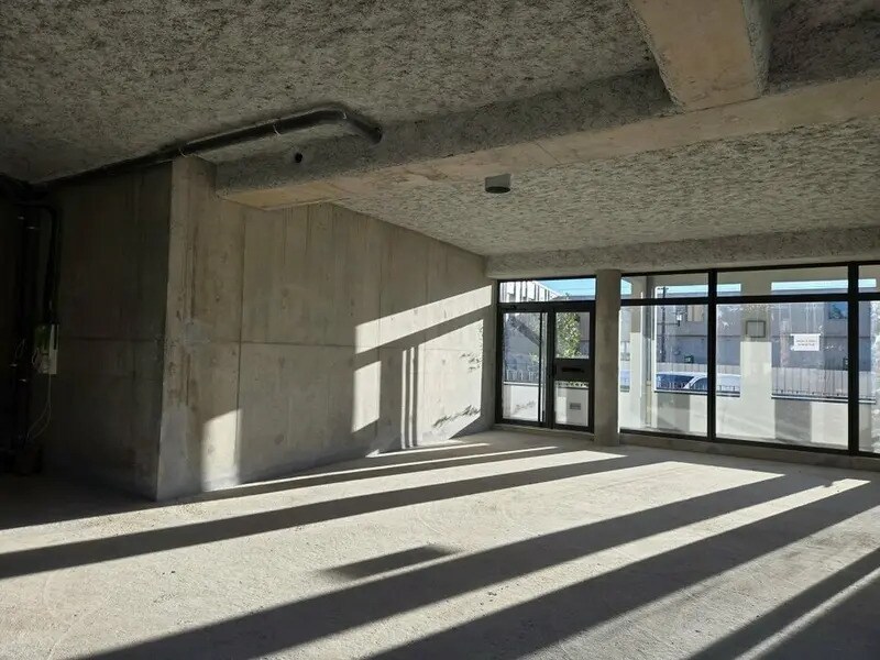 47 Rue De La Republique, Genas to rent Interior Photo- Image 1 of 7