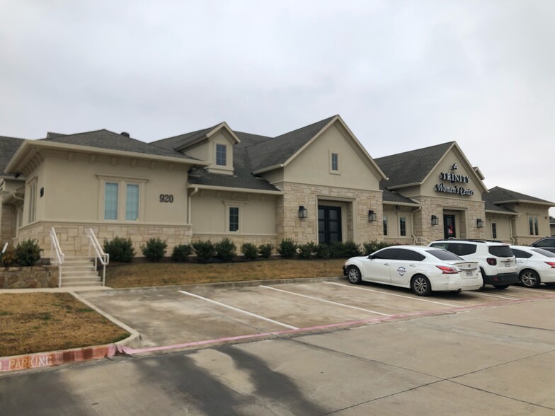 920 E Highway 67, Duncanville, TX for rent - Building Photo - Image 1 of 6