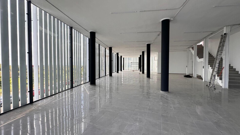 Corretgers, Algemesi, Algemesí De, 15, Algemesí, Valencia to rent - Building Photo - Image 1 of 48