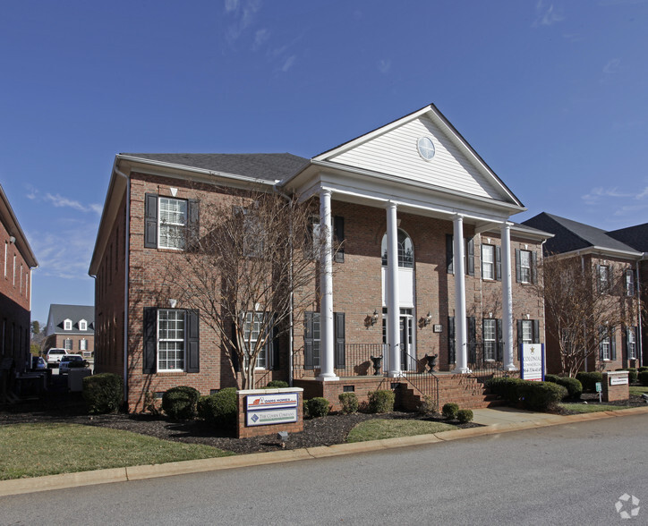 3443 Pelham Rd, Greenville, SC for rent - Primary Photo - Image 1 of 11