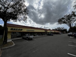 801-825 E Brandon Blvd, Brandon, FL for rent Building Photo- Image 1 of 1