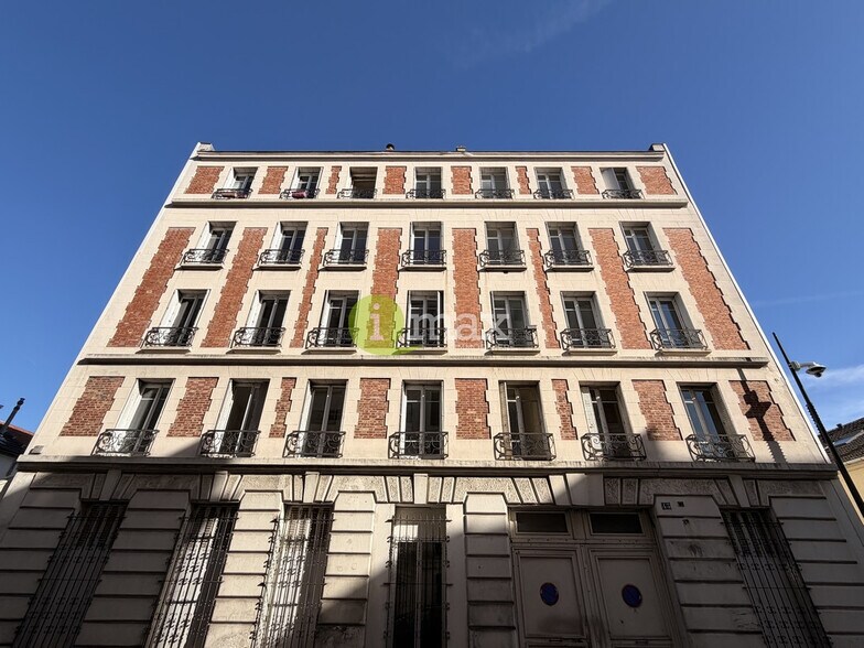 Rue Du Landy, Saint-Ouen-sur-Seine to rent - Building Photo - Image 3 of 9