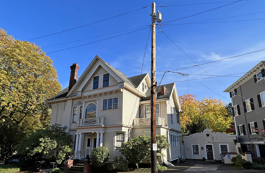 1012 SW King Ave, Portland, OR for sale - Building Photo - Image 1 of 10