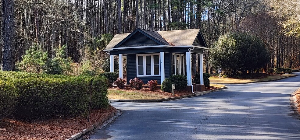 2555 Club Dr, Aiken, SC for sale - Building Photo - Image 2 of 19