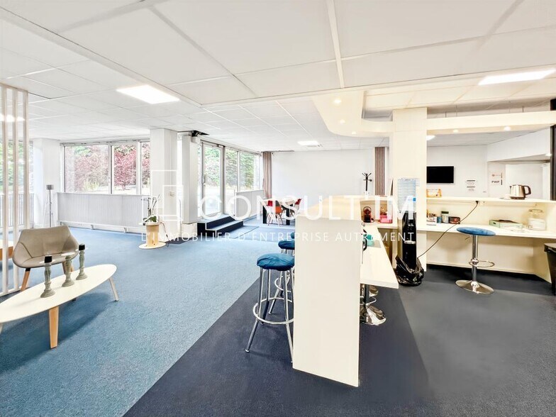 Quai Gallieni, Suresnes to rent - Building Photo - Image 2 of 9