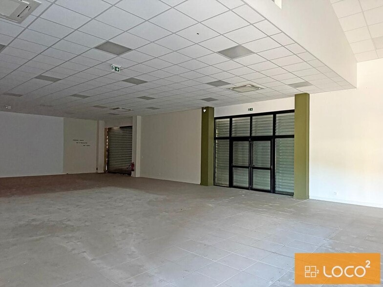 1 Rue De Bourgogne, Plaisance-du-Touch to rent - Building Photo - Image 1 of 8