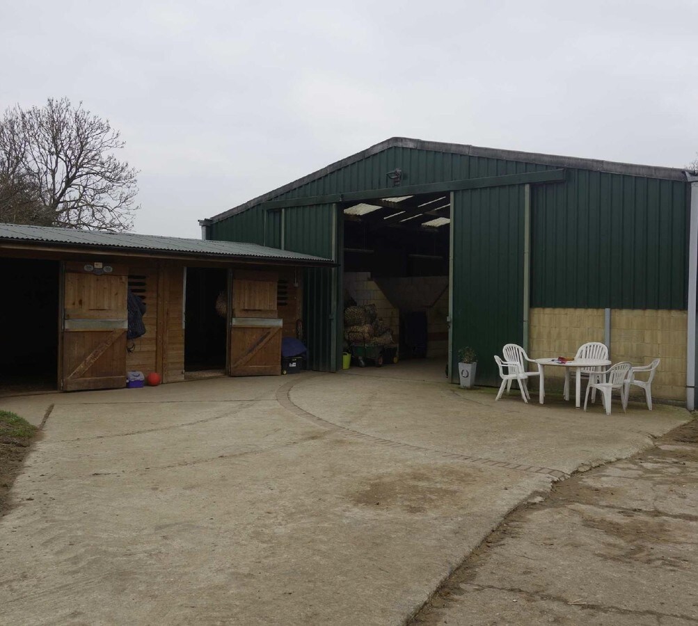 St Peter's Rd, Uxbridge, UB8 3SD UK