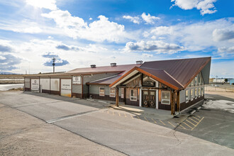 6797 E Wildcat Rd, Evansville, WY for sale Building Photo- Image 1 of 46