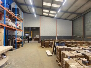 Light Industrial in Saint-Priest to rent Building Photo- Image 1 of 8