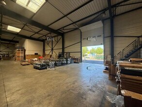Light Industrial in Montévrain to rent Interior Photo- Image 1 of 14