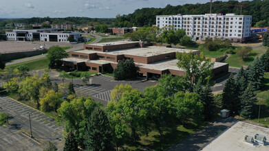 10900 Red Circle Dr, Hopkins, MN for sale Building Photo- Image 1 of 1