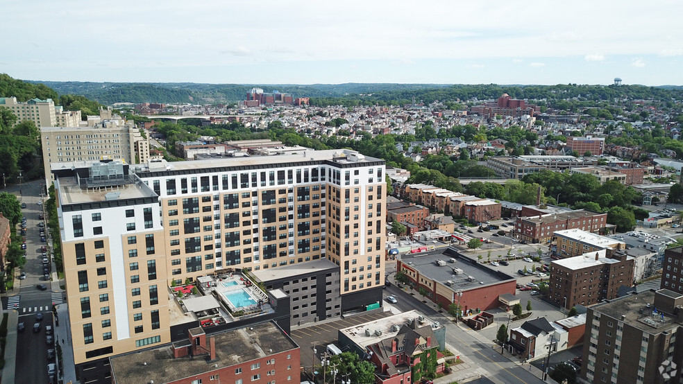 4500 Centre Ave, Pittsburgh, PA for rent - Aerial - Image 2 of 32