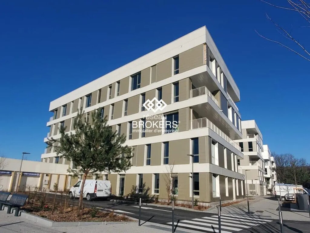 Location Bureaux 100 m² - Photo 1