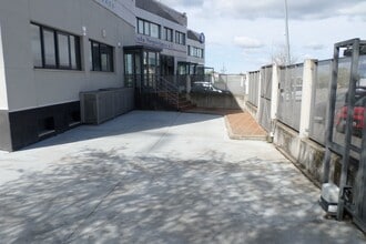 Industrial in Villaviciosa de Odón, Madrid to rent Building Photo- Image 2 of 7