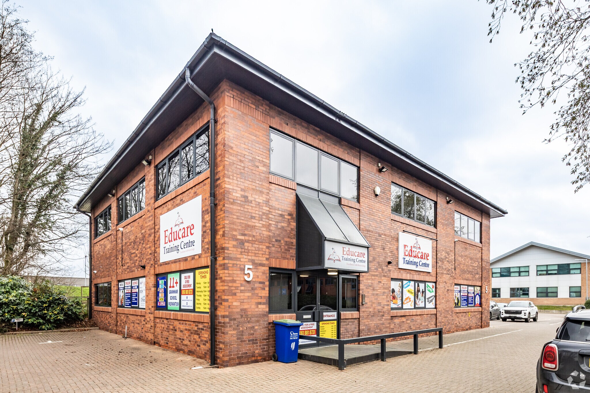 Dairyhouse Ln, Altrincham for sale Primary Photo- Image 1 of 1