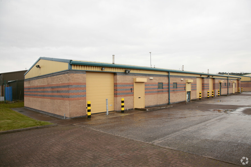 Reads Rd, Stoke On Trent for rent - Building Photo - Image 2 of 4