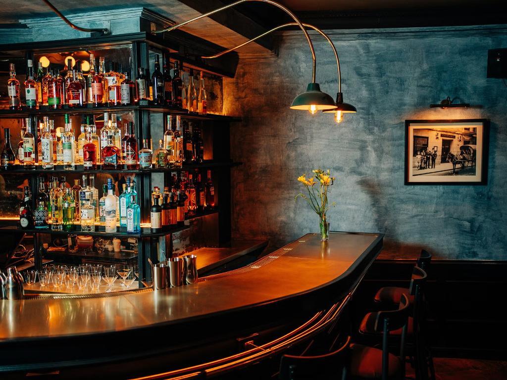 Retail in Madrid, Madrid to rent Primary Photo- Image 1 of 2