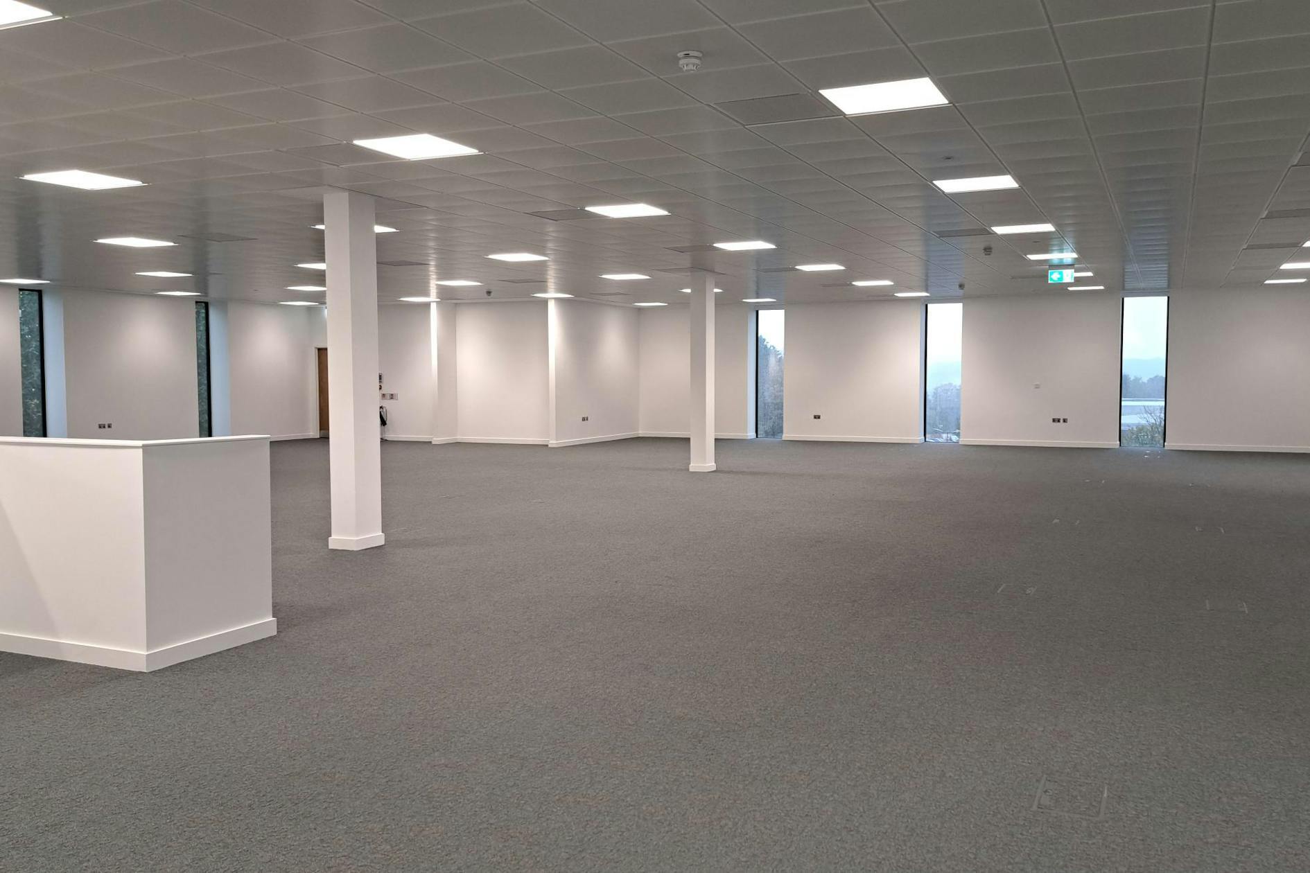 6 Lindenmuth Way, Thatcham to rent Interior Photo- Image 1 of 3