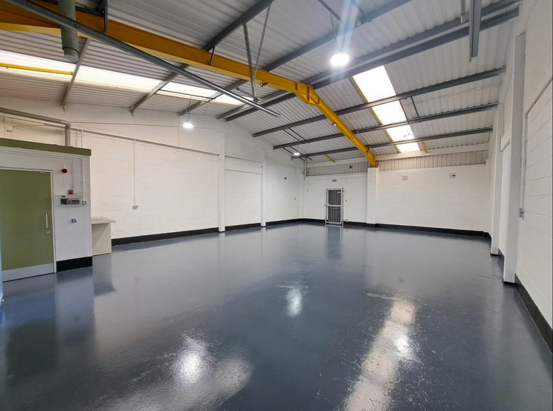 Reads Rd, Stoke On Trent to rent - Interior Photo - Image 2 of 6