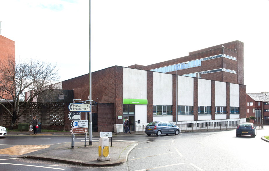 Western Way, Exeter to rent - Building Photo - Image 2 of 3