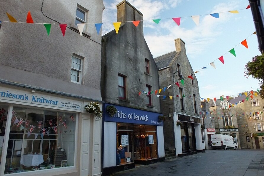 97 Commercial St, Shetland ZE1 0BD UK
