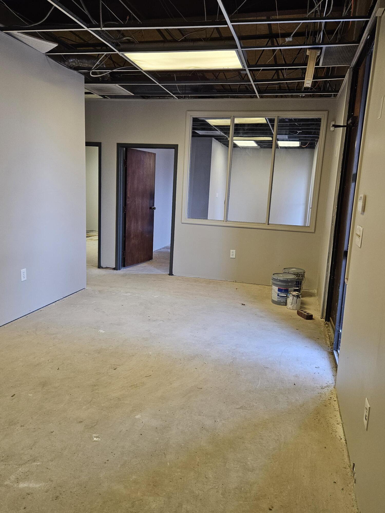 3050 Presidential Dr, Atlanta, GA to rent Interior Photo- Image 1 of 5