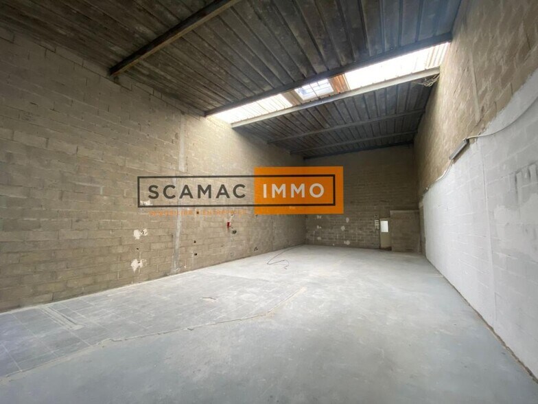 Industrial in Villeneuve-Saint-Georges to rent - Interior Photo - Image 3 of 20