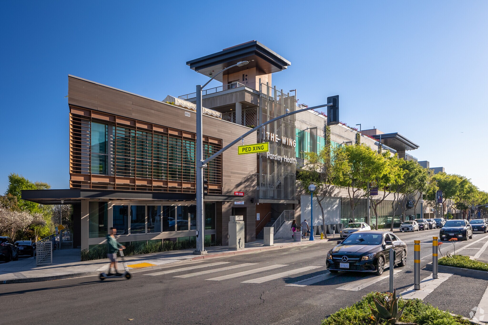 8550-8594 Santa Monica Blvd, West Hollywood, CA for rent Building Photo- Image 1 of 54