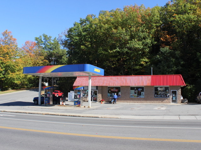 228 Canal St, Brattleboro, VT for sale - Primary Photo - Image 1 of 1