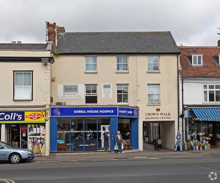 21 Market Sq, Bicester, OX26 6AD UK