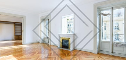 Office in Madrid, Madrid to rent Interior Photo- Image 1 of 12