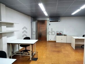 Office in Barcelona, Barcelona to rent Interior Photo- Image 2 of 9