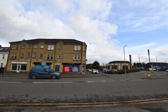 2-5 Galloway Ct, Falkirk to rent Building Photo- Image 2 of 7