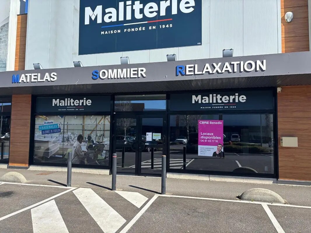 Retail in Hauconcourt for sale Building Photo- Image 1 of 9