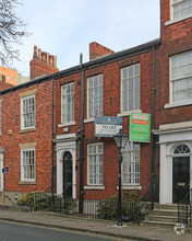 15-18 Queen Sq, Leeds for rent Building Photo- Image 1 of 4