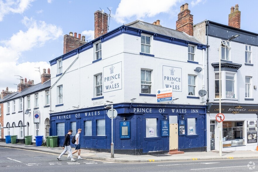 2 Castle Rd, Scarborough for sale - Primary Photo - Image 1 of 3