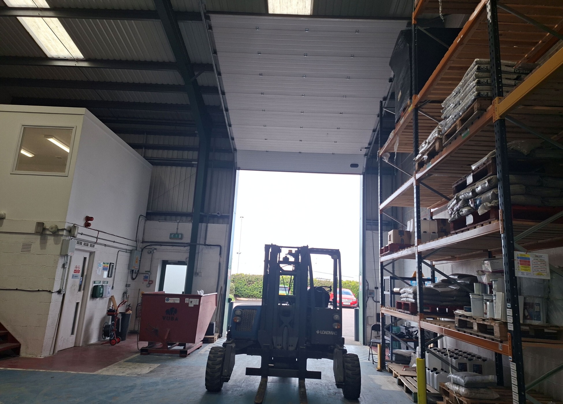 1-5 Crossways Rd, Bridgwater to rent Interior Photo- Image 1 of 8