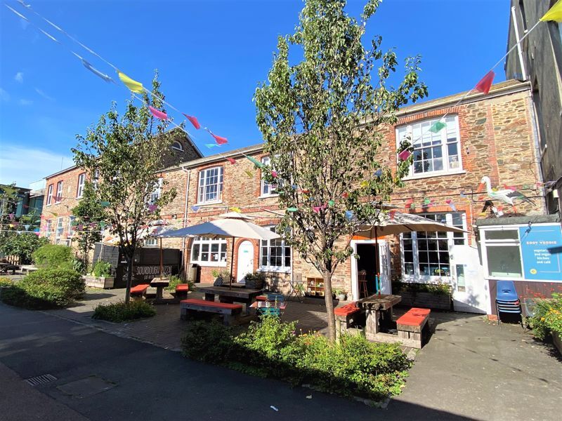 36 Fore St, Totnes for sale Primary Photo- Image 1 of 1