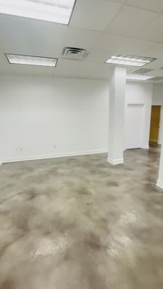 2602-2608 N Main Ave, San Antonio, TX for rent - Commercial Listing Video - Image 2 of 26