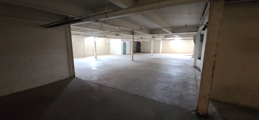 115 6th St, Upland, PA to rent - Building Photo - Image 3 of 9