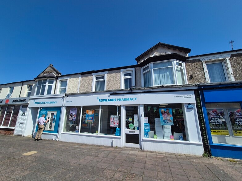 35 Upper Aughton Rd, Southport for sale - Building Photo - Image 1 of 4
