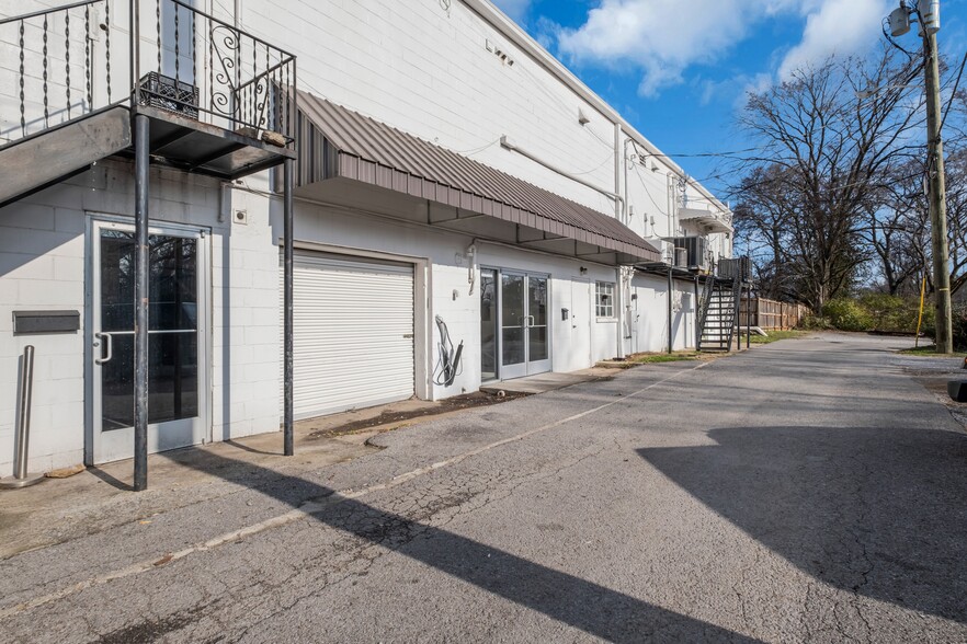 1404-1406 McGavock Pike, Nashville, TN for rent - Building Photo - Image 1 of 9