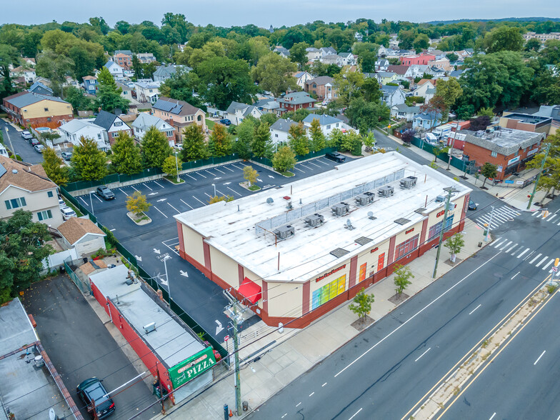 4051-4055 Hylan Blvd, Staten Island, NY for sale - Building Photo - Image 2 of 23