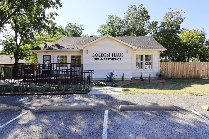 126 Taylor St, Keller, TX for rent - Building Photo - Image 1 of 15