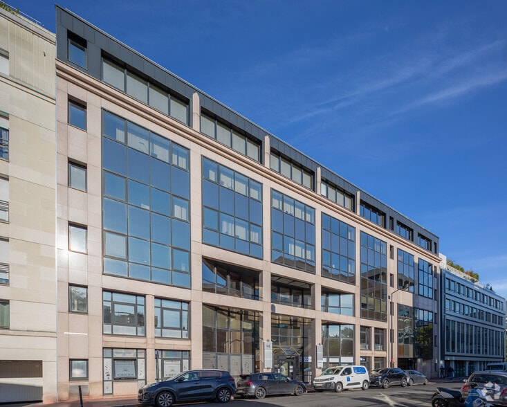 94 Rue De Villiers, Levallois-Perret to rent - Primary Photo - Image 1 of 5